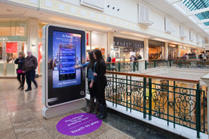 Применение такой технологии как Digital Signage помогает гостям и посетителям торгового центра хорошо сориентироваться на местности и выявить для себя приоритетные зоны покупок